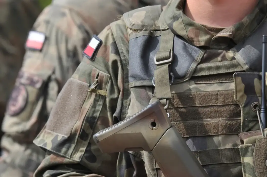 Ile zarabia żołnierz zawodowy netto? Zaskakujące wynagrodzenia w 2025
