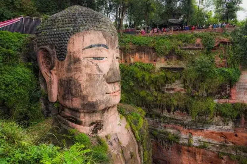 Oświecenie i wyzwolenie duchowe w buddyzmie zen – zrozumienie istoty