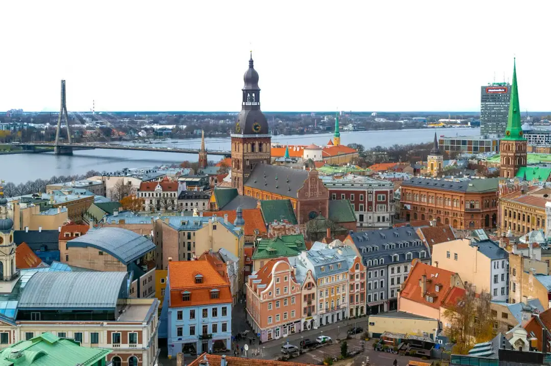 Czy w Rydze jest bezpiecznie? Odkryj zagrożenia i porady dla turystów