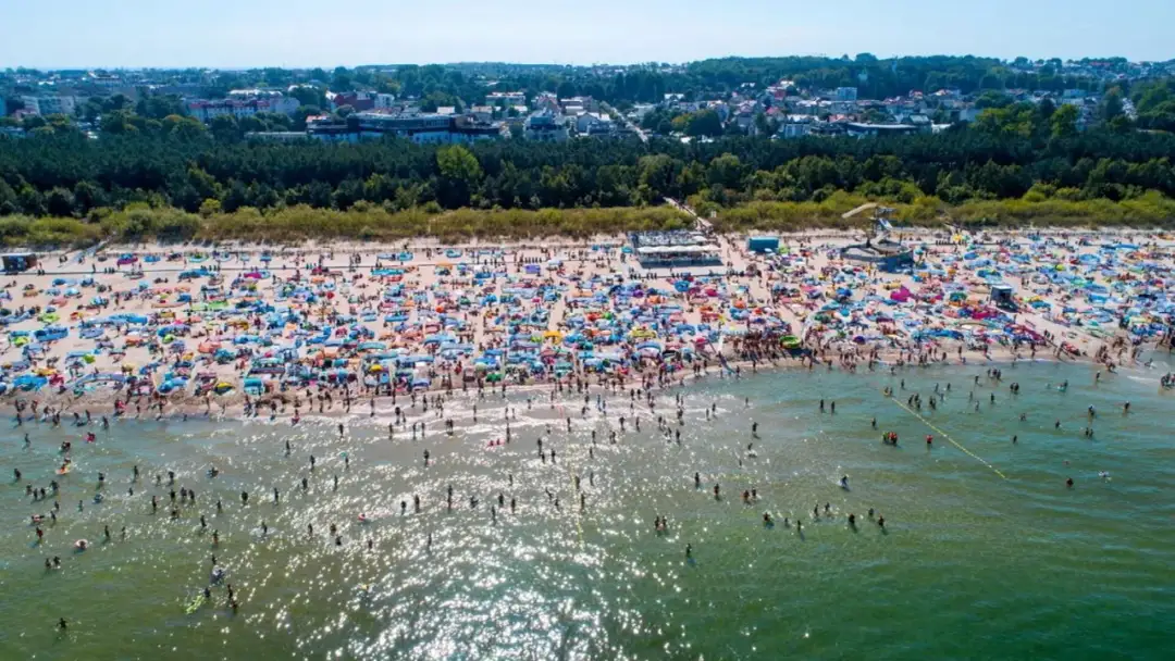 Temperatura wody w Bałtyku: aktualne pomiary ze wszystkich kąpielisk Temperatura wody w Bałtyku: aktualne pomiary ze wszystkich kąpielisk