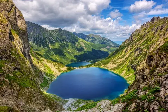 Atrakcje w górach: top 9 miejsc na niezapomniane zwiedzanie