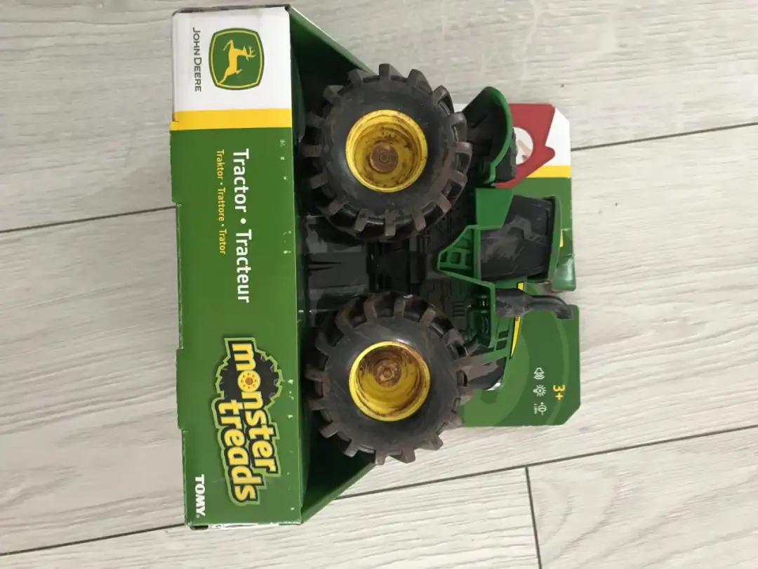 Zabawki Tomy John Deere - Jak wybrać idealny traktor dla dziecka?