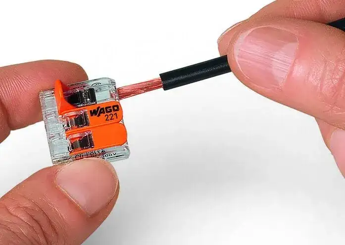 Jak rozdzielić kabel elektryczny na dwa i uniknąć niebezpieczeństw