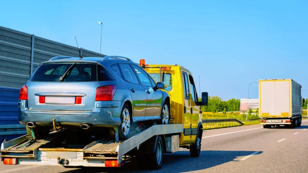 Laweta na lawecie: Jak działa transport specjalistyczny?
