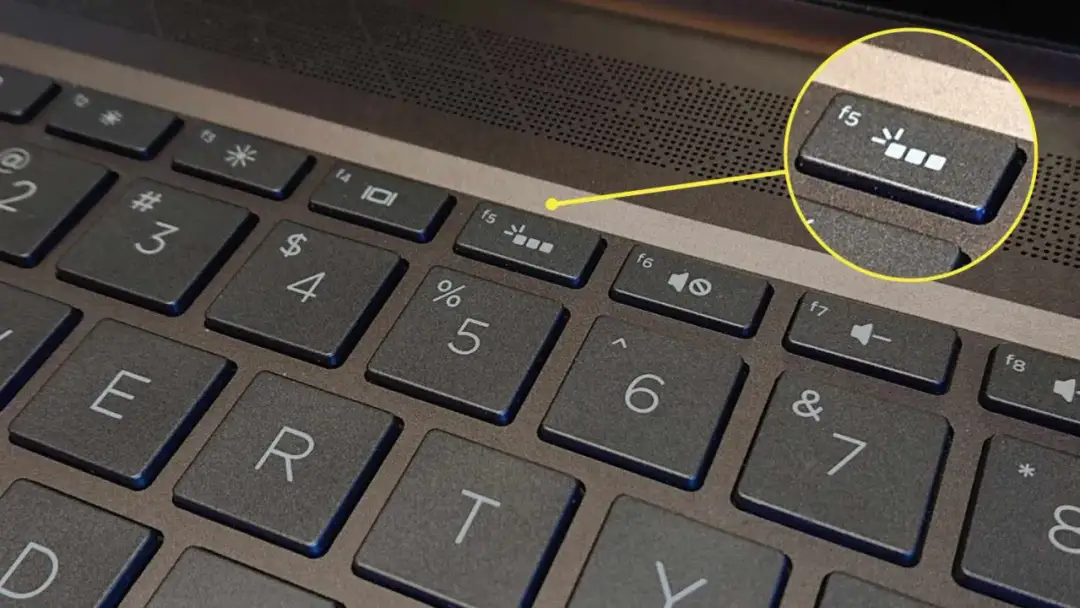 Jak wyłączyć podświetlenie klawiatury w laptopie i poprawić komfort pracy