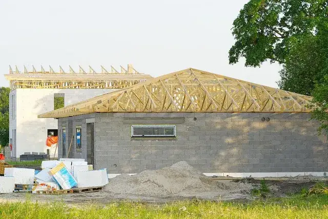 Jaki cement na zewnątrz? 5 najlepszych rodzajów do zastosowań