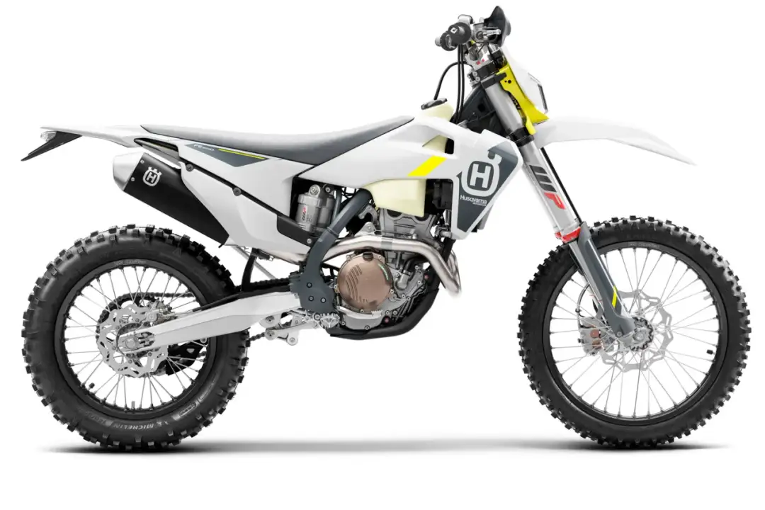 Husqvarna 250 FE - wyjątkowe osiągi i cechy motocykla enduro