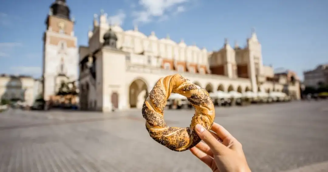 Co warto zjeść w Krakowie? Najlepsze dania i miejsca, których nie możesz przegapić