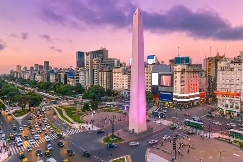 Gdzie leży Buenos Aires? Odkryj jego niezwykłą lokalizację w Argentynie