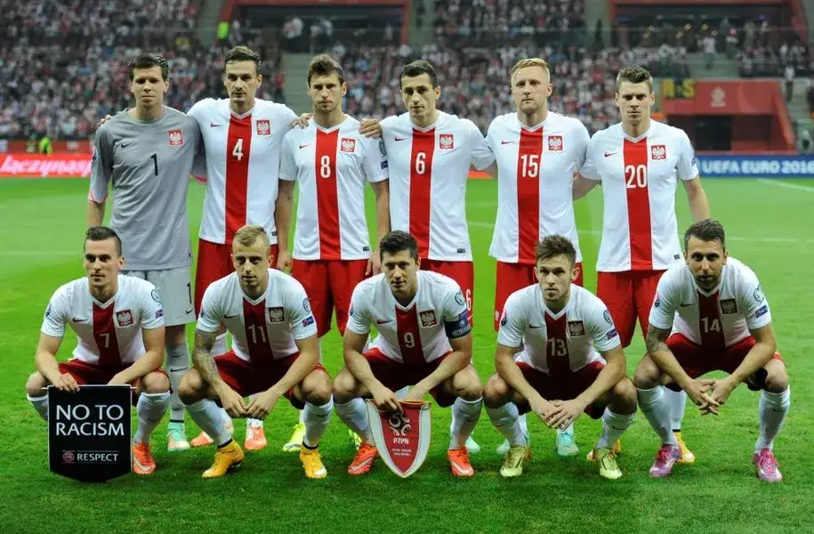 Ile jest piłkarzy w reprezentacji polskiej? Zaskakujące liczby i fakty