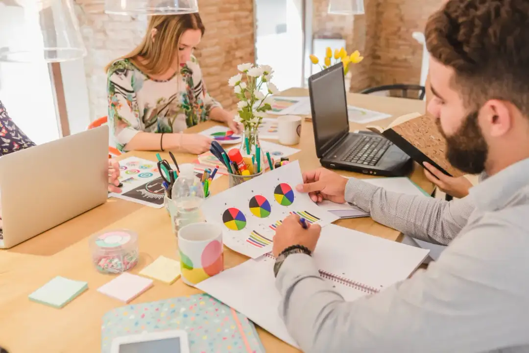 Agencja marketingowa Warszawa – kompleksowe wsparcie dla Twojego biznesu