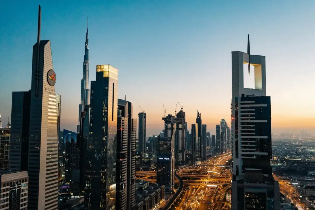 W jakim kraju leży Dubaj? Odkryj zaskakującą lokalizację tego miasta