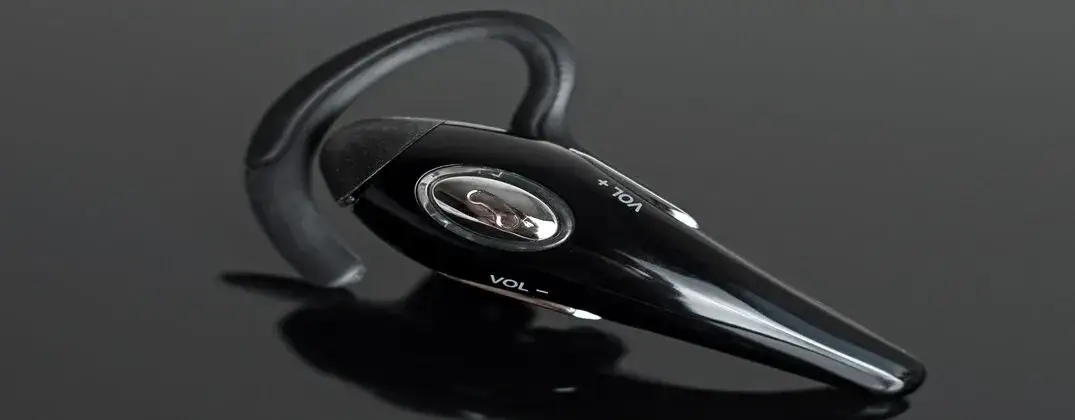 Jaka słuchawka bluetooth - najlepsze modele, które warto mieć w 2025