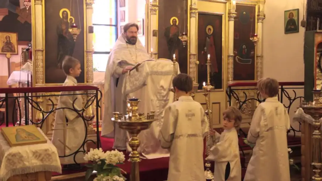 Ile trwa msza w cerkwi? Czas, który warto znać przed wizytą