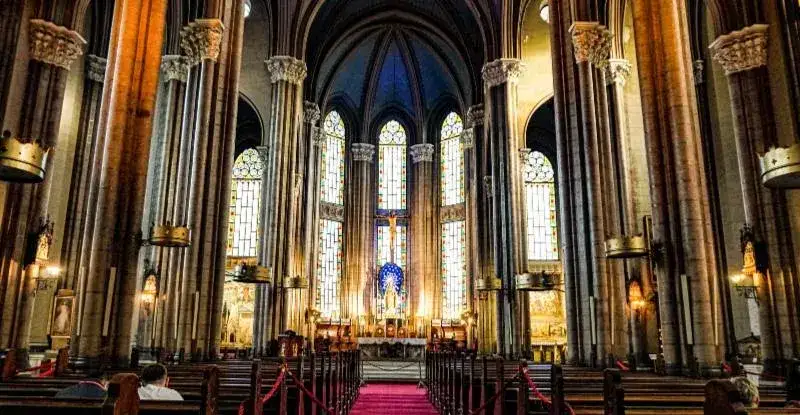 Czy przejście z katolicyzmu na protestantyzm to grzech? Zrozum to!