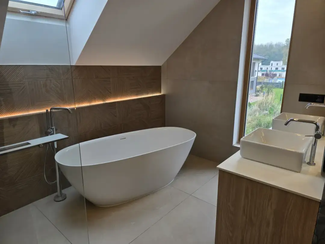 Remont łazienki w bloku: Ile trwa? Czas, etapy, niespodzianki.