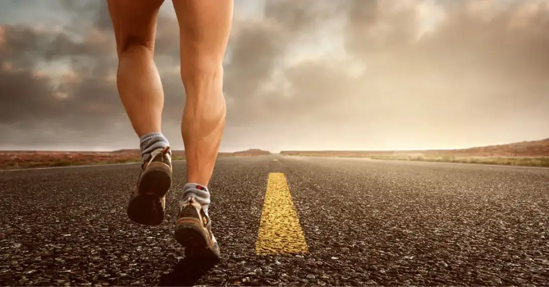 Jak wrócić do biegania bez kontuzji i osiągnąć sukces w treningu