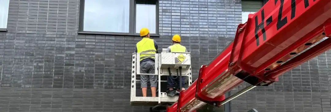 Jak zdjąć płytki ze ściany bez uszkodzenia - uniknij kosztownych błędów