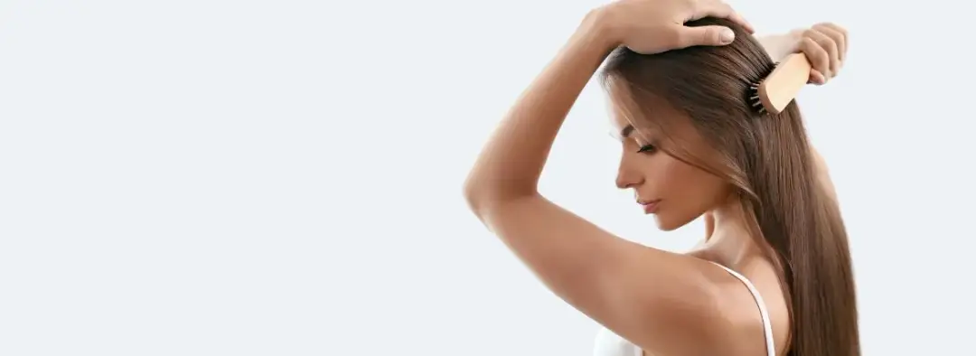 Proste włosy bez prostownicy? Gładkie pasma bez zniszczeń!