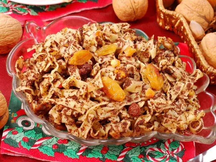 Jak zrobić makaron z serem na słodko - szybki i pyszny przepis