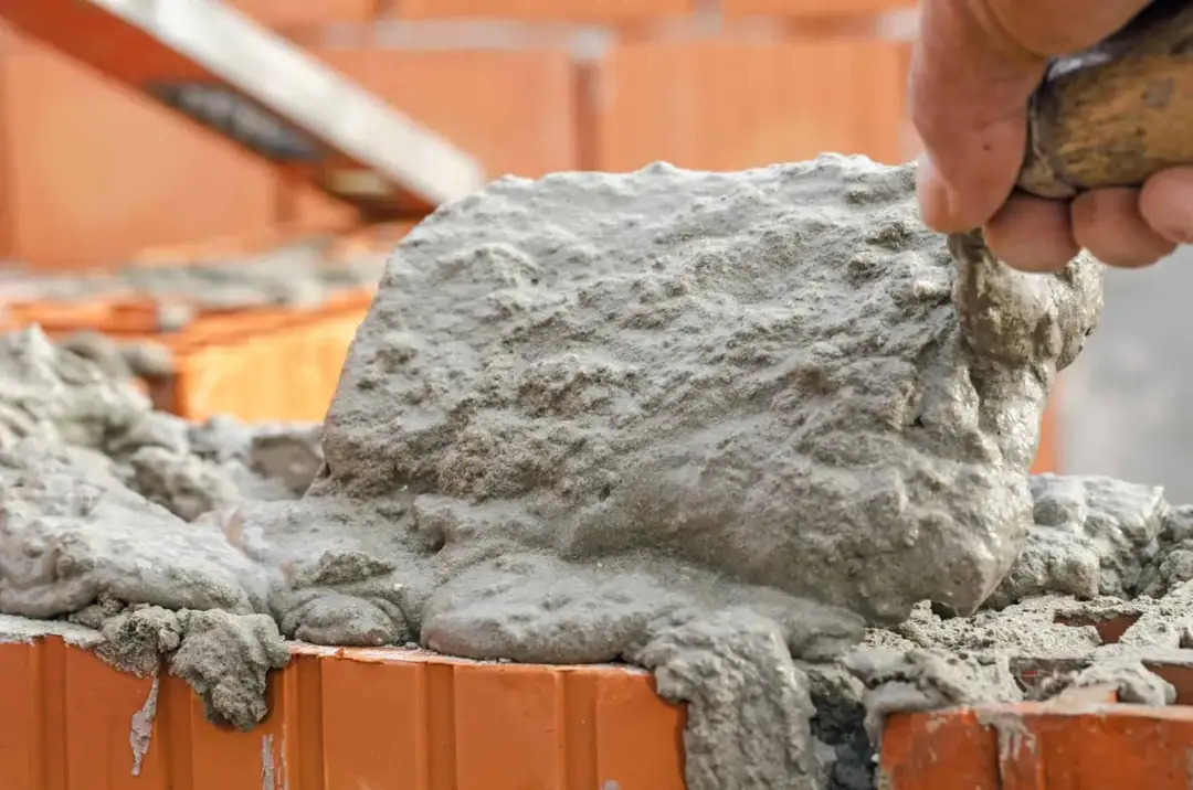 Cement do zaprawy murarskiej: Unikaj kosztownych błędów przy wyborze