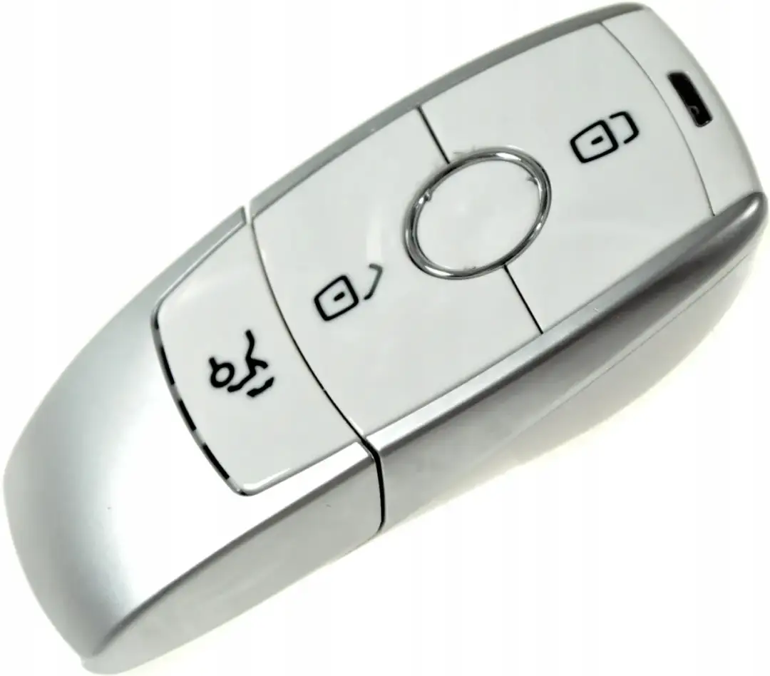 Ile kosztuje kodowanie kluczyka mercedes? Przegląd cen i usług