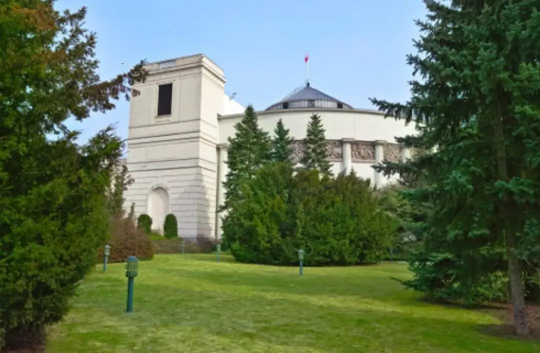 Co nowego w sejmie o emeryturach? Ważne zmiany w projektach ustaw