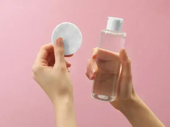 Zmywanie płynu micelarnego: Dlaczego to klucz do zdrowej cery?