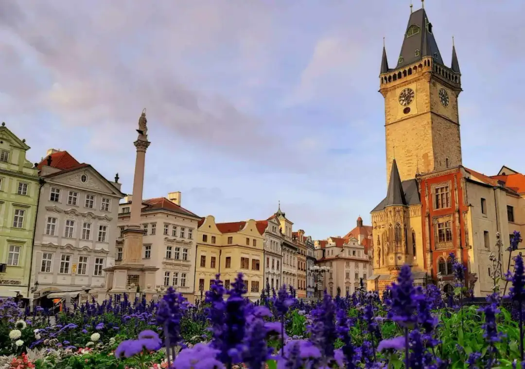 Praga: 20+ najpiękniejszych miejsc i sekretów. Odkryj Złote Miasto!