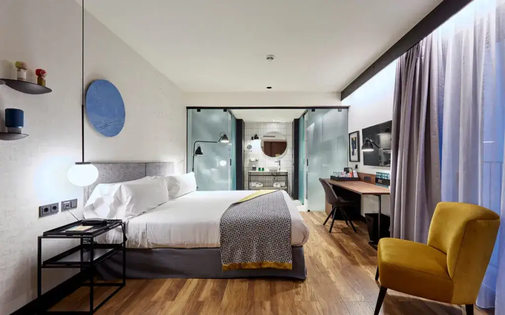 Najlepsze noclegi w Barcelonie: unikaj najdroższych pułapek