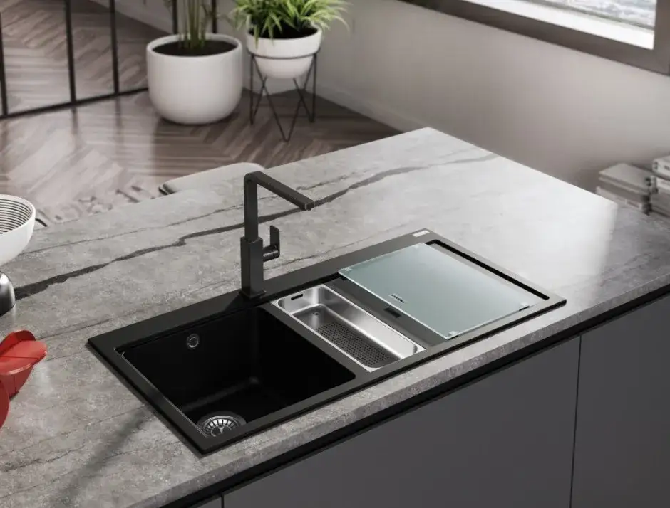 Zlew granitowy czy kompozytowy – który wybrać, by uniknąć błędów w kuchni?