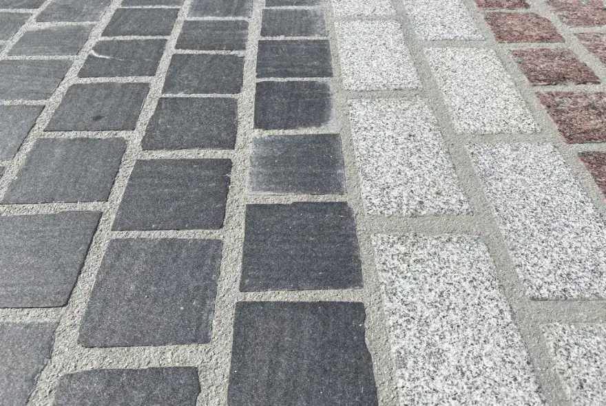 Czym wypełnić fugi w kostce brukowej? Najlepsze materiały i porady