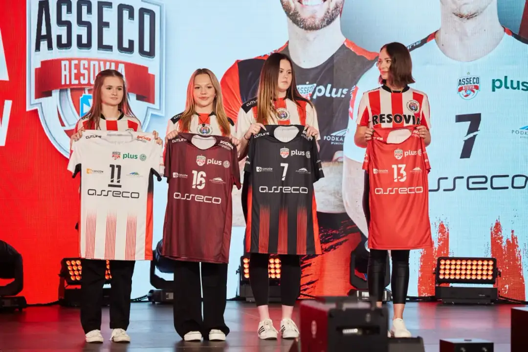 Jak wybrać koszulkę siatkarską - przewodnik dla gracza i drużyny
