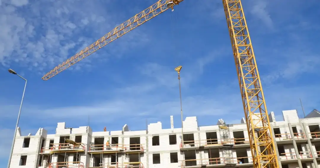 Ile deweloper zarabia na mieszkaniu? Prawda o zyskach i kosztach