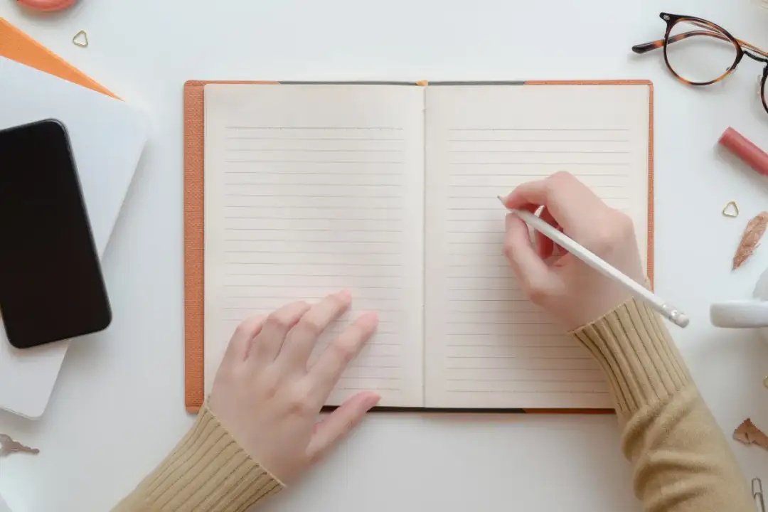 Jaki zeszyt do techniki w 4 klasie, aby nie przeciążać dziecka?