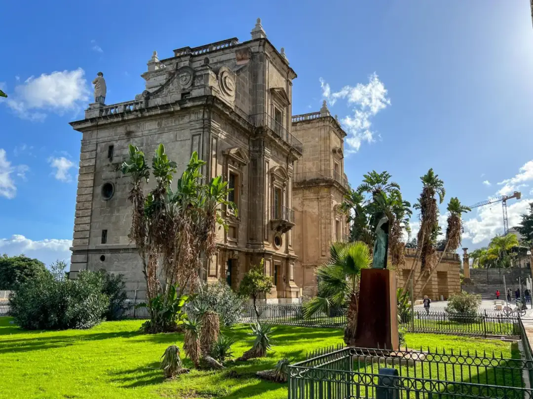 Polskie muzea sztuki: co musisz zobaczyć? Praktyczny przewodnik