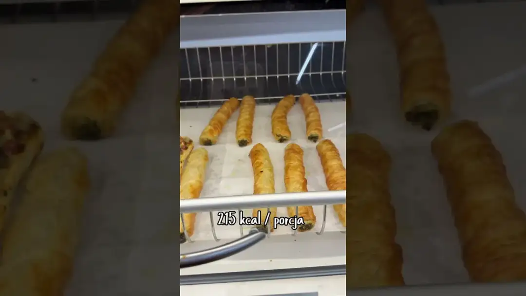 Zapiekanki z Biedronki: Ile kcal? Sprawdź skład i kalorie!