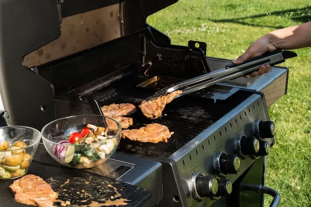 Jak zamarynować karczek na grilla, aby uzyskać wyjątkowy smak