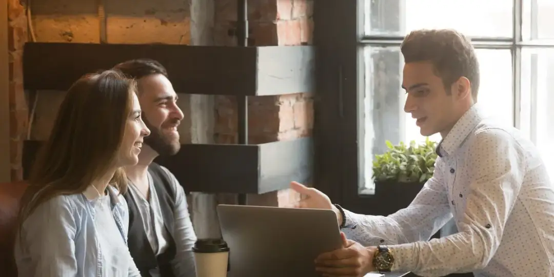 Makler nieruchomości – kim jest i jakie ma obowiązki?