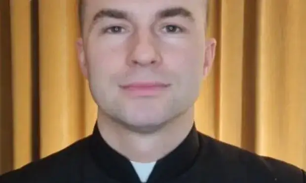 Czy przeklinanie w myślach to grzech? Odkryj moralne konsekwencje