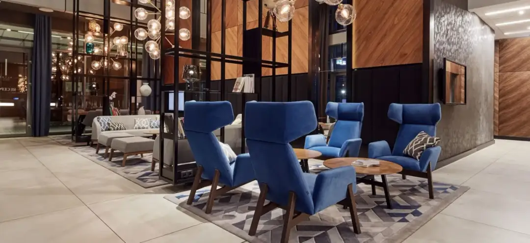 Courtyard by Marriott Katowice: Twój przewodnik po hotelu z widokiem