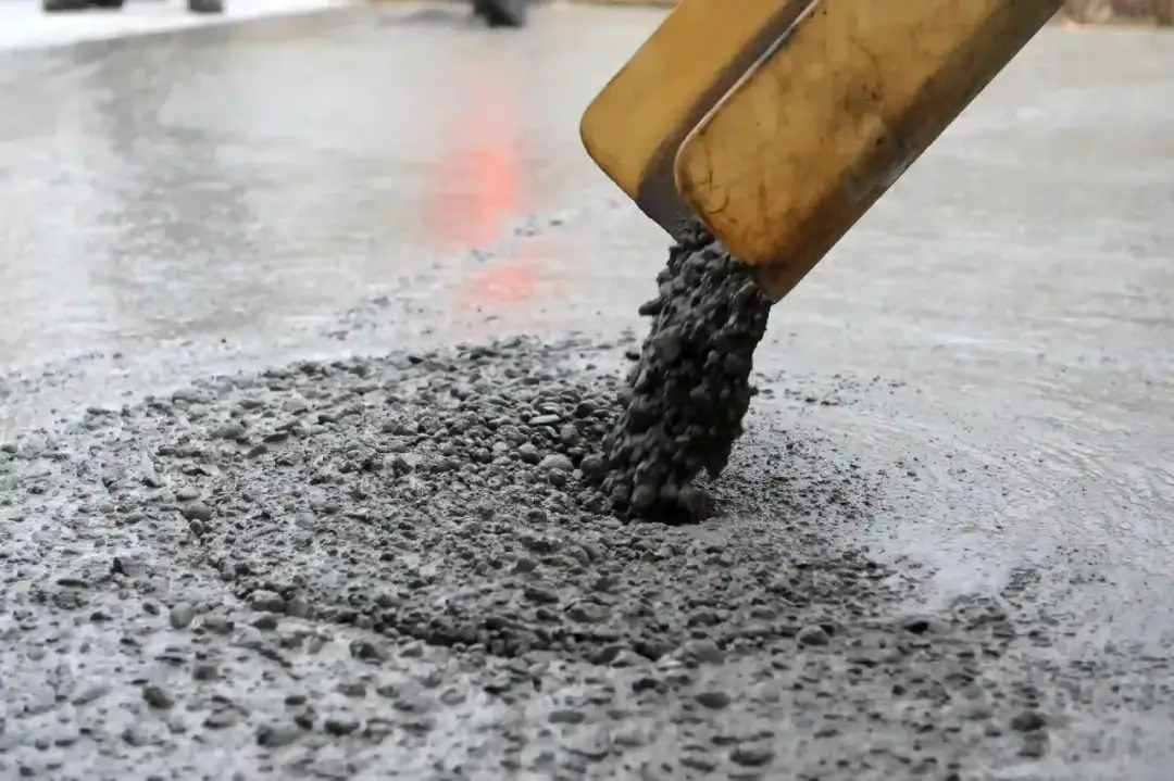 Czy można mieszać cement z ziemią? Odkryj ryzyka i korzyści Czy można mieszać cement z ziemią? Odkryj ryzyka i korzyści