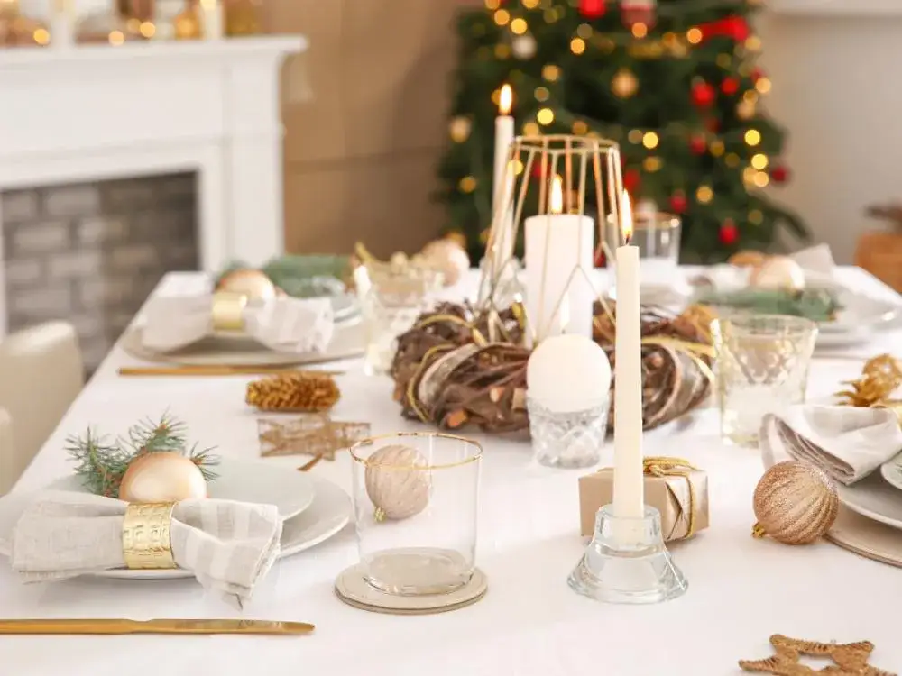 Co powinno być na wigilijnym stole? Tradycje i potrawy, które zadziwiają