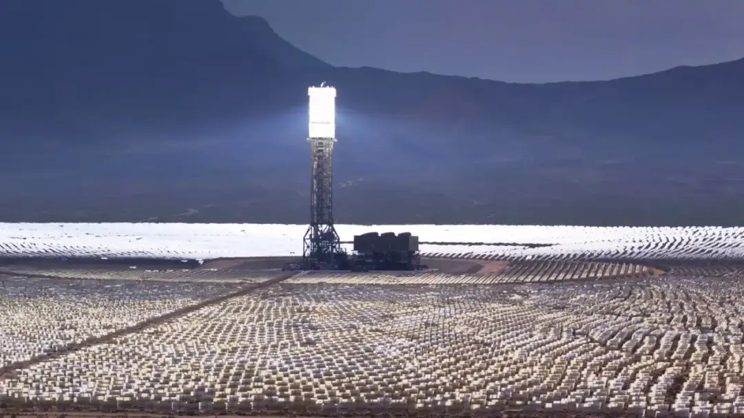 Elektrownia słoneczna Mojave: historia, kontrowersje i zamknięcie