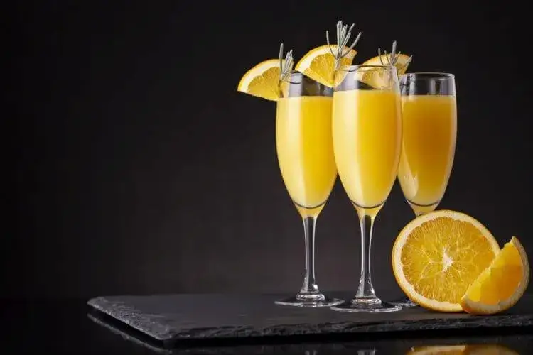 Mimosa drink: Przepis, historia i najlepsze sposoby na serwowanie