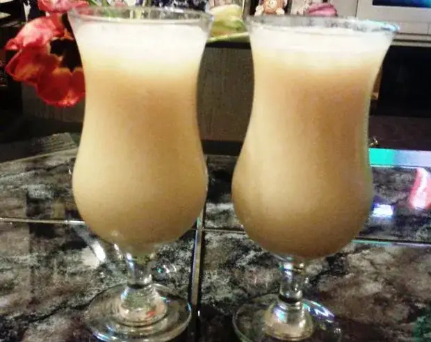 Najlepsze przepisy na drink bananowy, które zachwycą Twoich gości