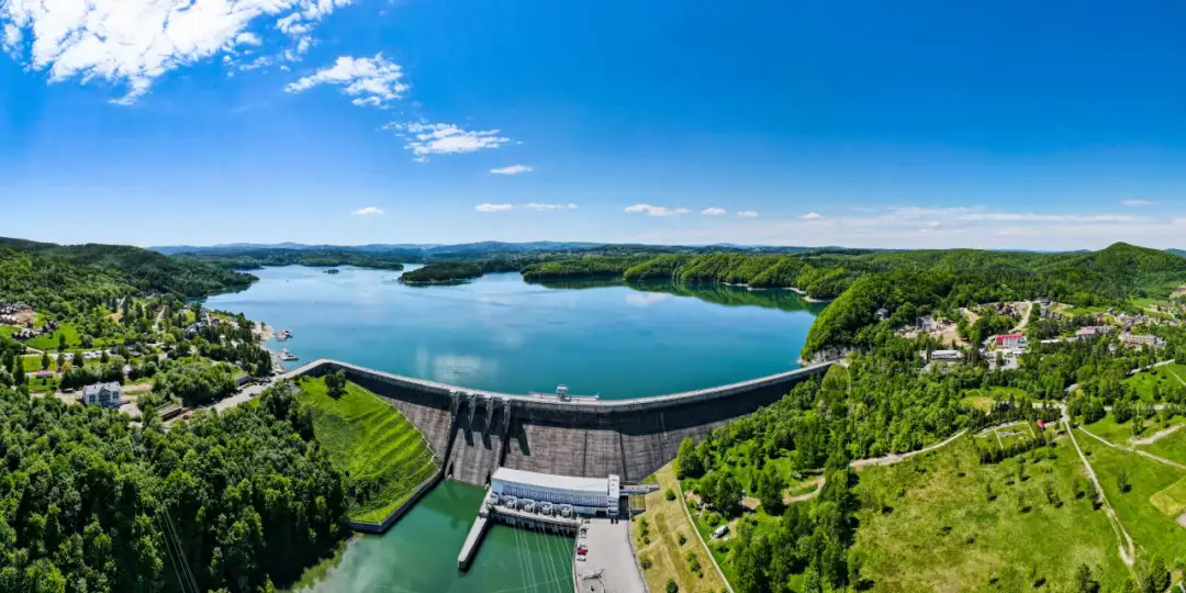 Co to jest energia wodna i jak wpływa na przyszłość energii?
