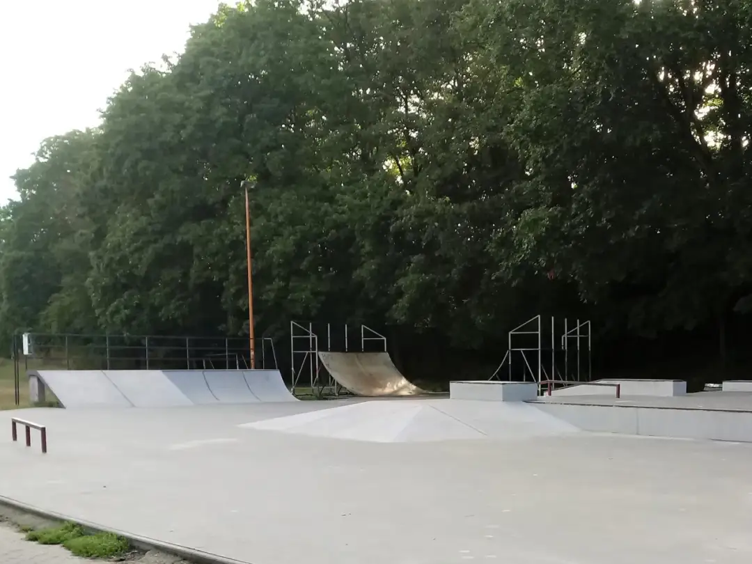 Skatepark Stargard: Gdzie go znaleźć i co warto wiedzieć?