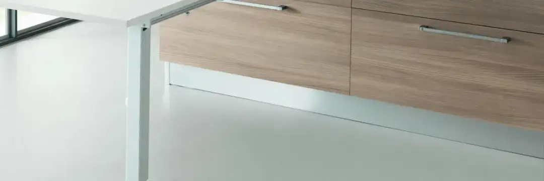 Prawidłowe cofnięcie cokołu w szafkach kuchennych - wszystko co musisz wiedzieć