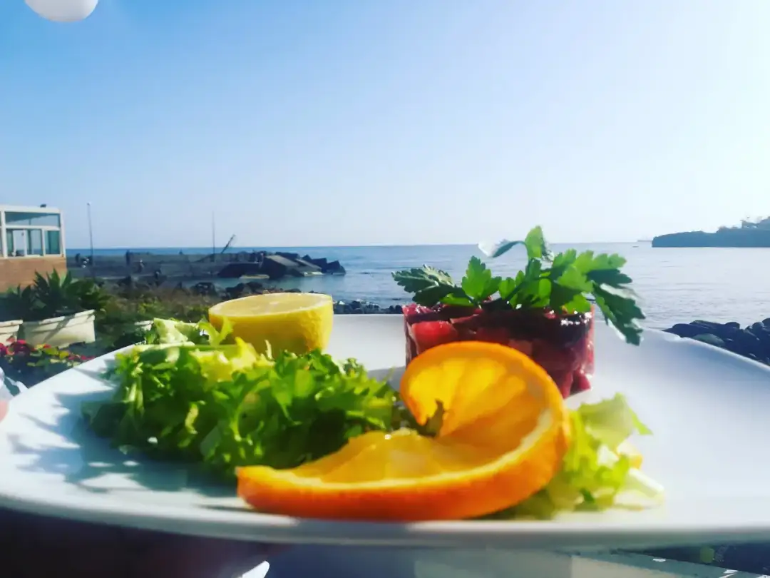 Il Faro Catania: foto, sapori e l'esperienza di mare perfetta